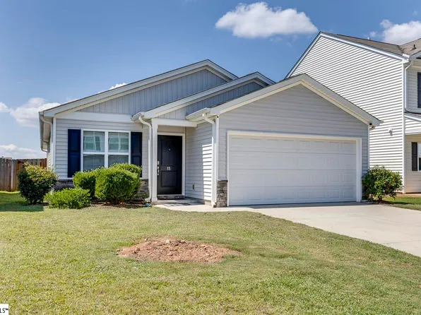15 Chalet Ct, Anderson, SC 29621