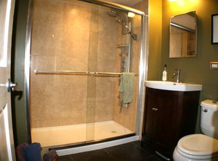 610 Hawthorne Rd, Frankfort, IL 60423