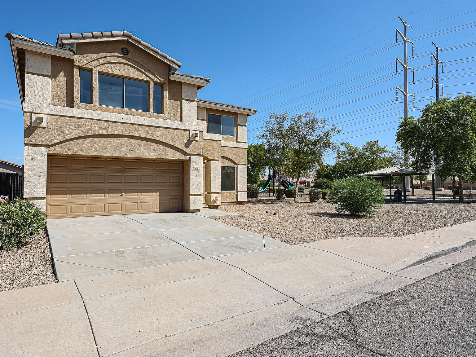 6010 W Jones Ave - Unit 1 — Photo 3