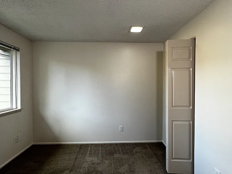 3650 Liberty Rd S — Photo 7