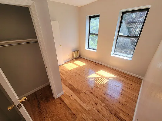 Rented by Bruma Realty LLC | media 9