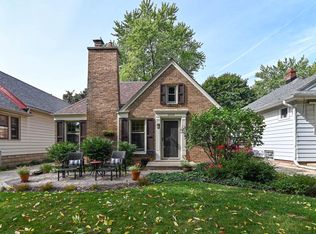 2529 N 66th St, Wauwatosa, WI 53213
