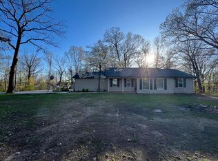 2 York Dr, Bella Vista, AR 72714