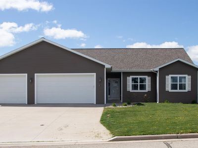 306 Greenbrier Dr, Hortonville, WI, 54944