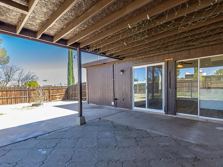520 S 3rd St — Photo 18