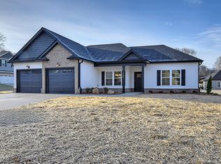 146 Ervin Loop, Erwin, TN 37650