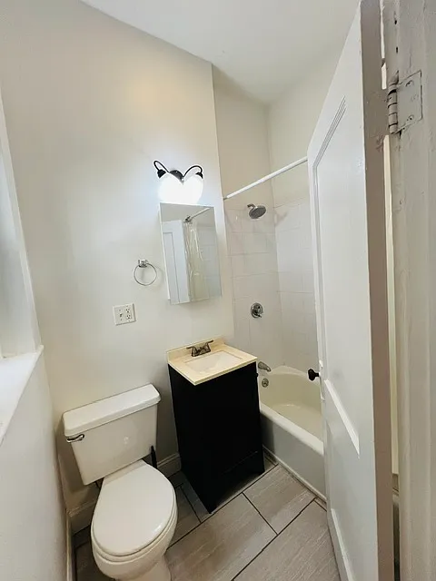 Studio, 1.0 bath, $2,500 — Photo 3