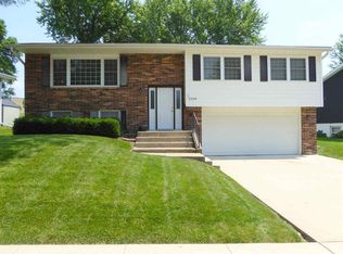 2168 Key Way Dr, Dubuque, IA 52002