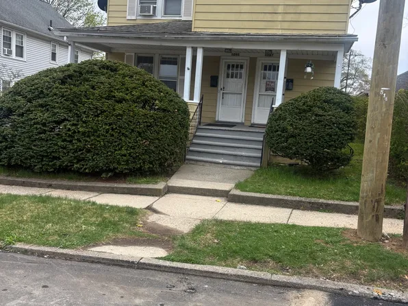 1095 Hillside Ave #1, Stratford, CT 06614