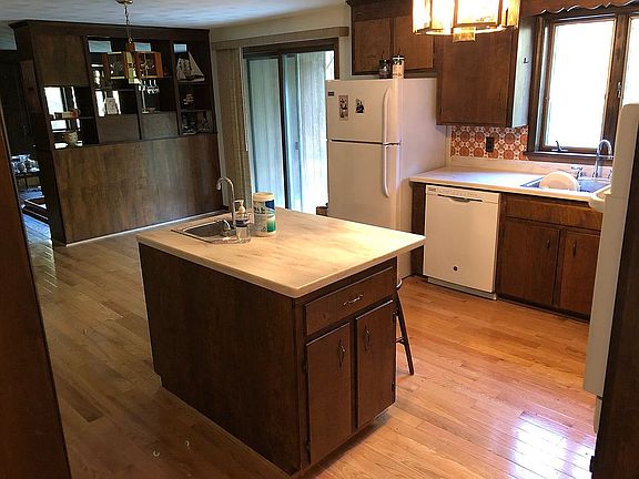 kitchen island with sink