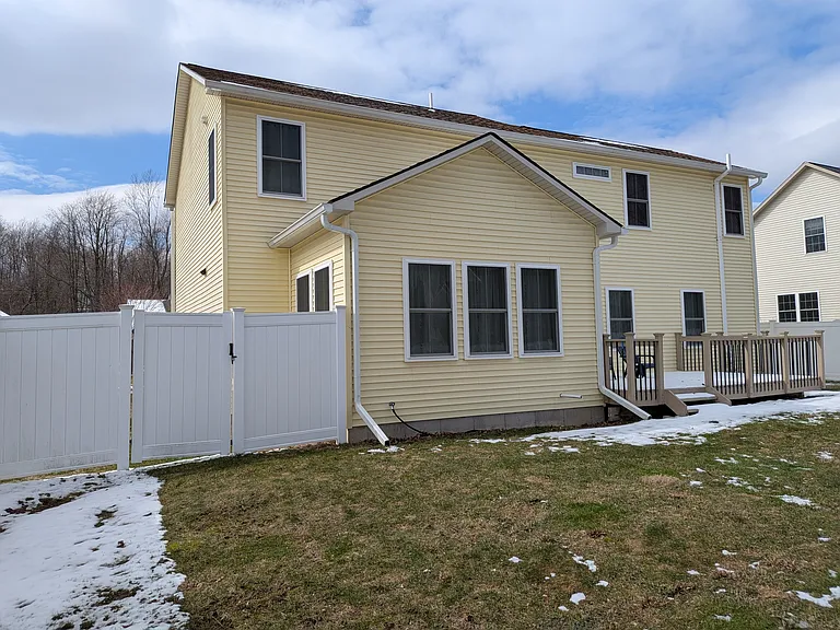 412 McClennan Dr — Photo 31