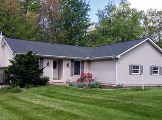 83 N Elm Grove Rd, Lapeer, MI 48446
