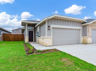632-636 Blackland Dr, Venus, TX 76084