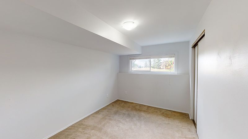 Calgary Townhouse for rent - 3 Bedrooms — photo 5
