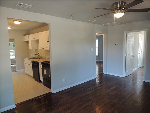 4th image of 1609 Andrew Ave