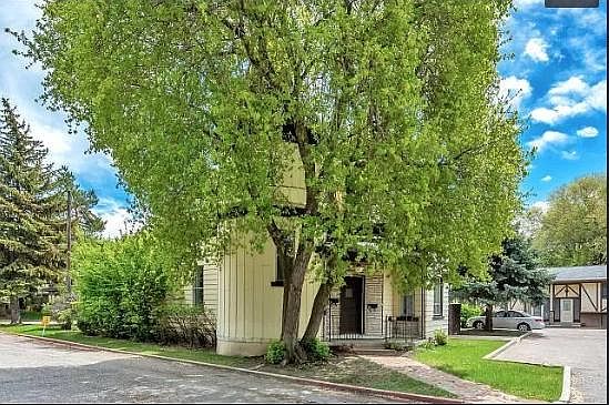 2nd image of 724 E Nibley View Ct