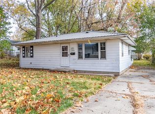 1048 N Dennis Ave, Decatur, IL 62522