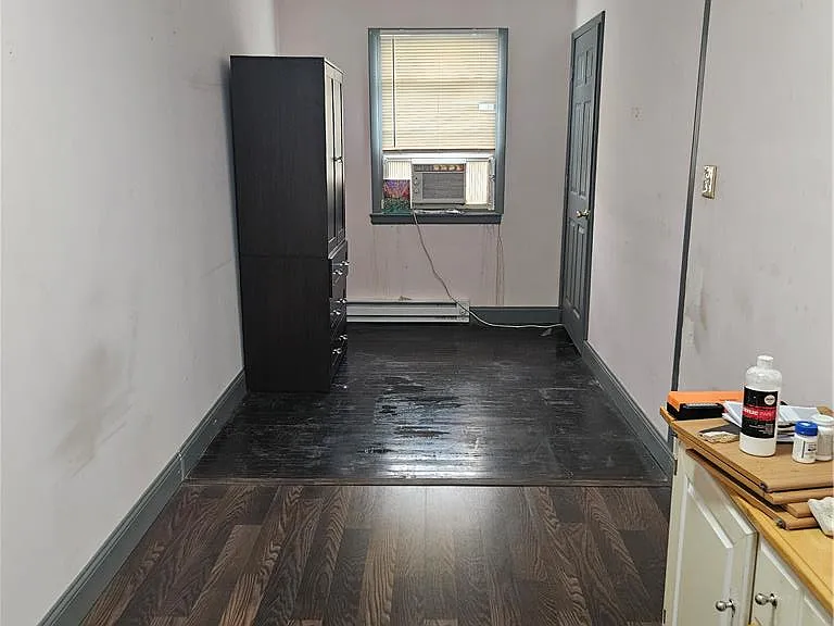 661 W Brookdale St — Photo 13