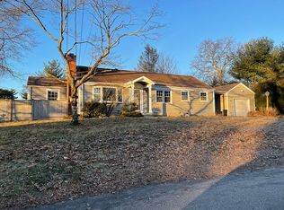 15 Milandale Rd, Fairfield, CT 06824