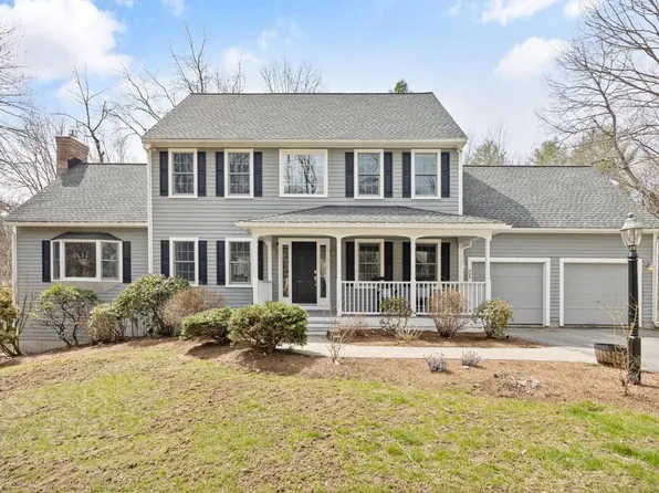 7 Robinwood Cir, Westford, MA 01886