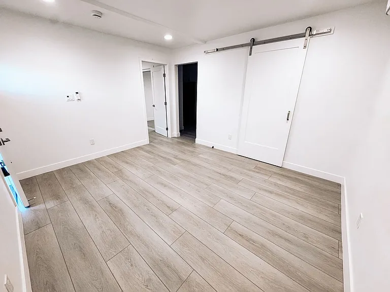 Harbor Blvd Apts. — Photo 20