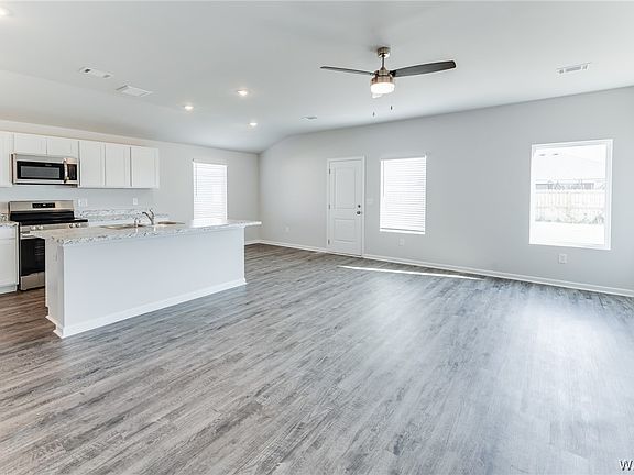 2nd image of 13886 Sir Lancelot Dr