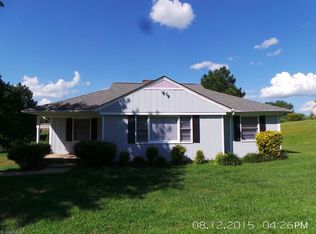 2182 S McKinney Rd, Mount Airy, NC 27030