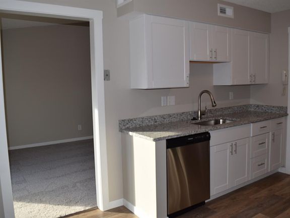 3rd image of 20 Providence Dr APT 147