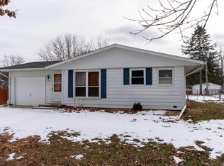 430 Joliet Rd, Marquette Heights, IL 61554