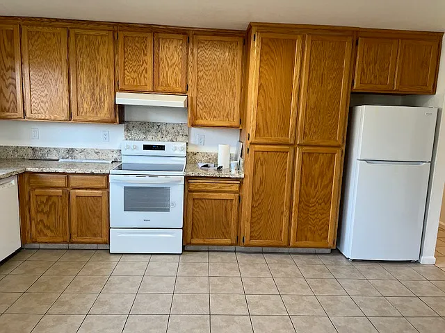 732 Walnut Way #A — Photo 3