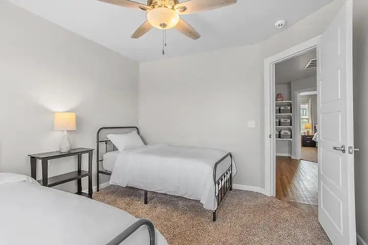 13517 Vinita Dr — Photo 16