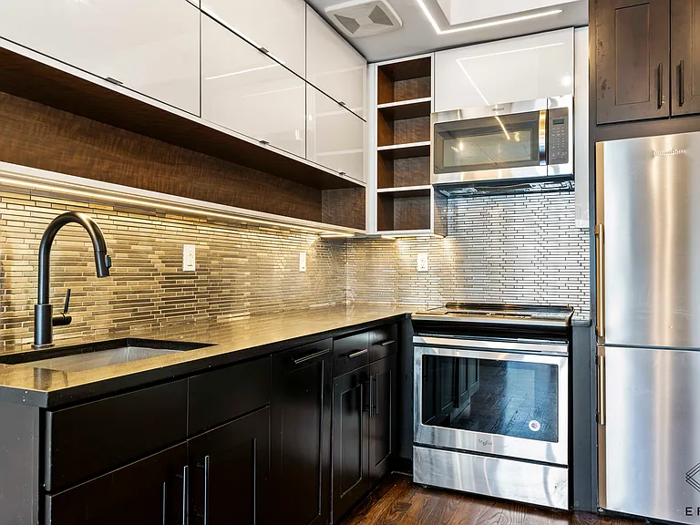 412 Herkimer St #6E — Photo 5