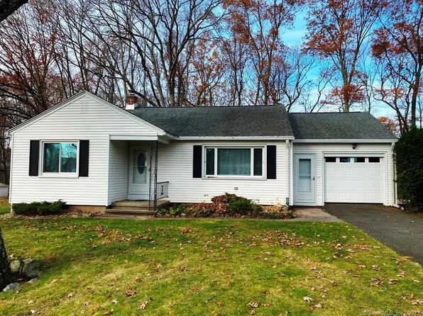 90 Pineridge Drive, Wolcott, CT 06716