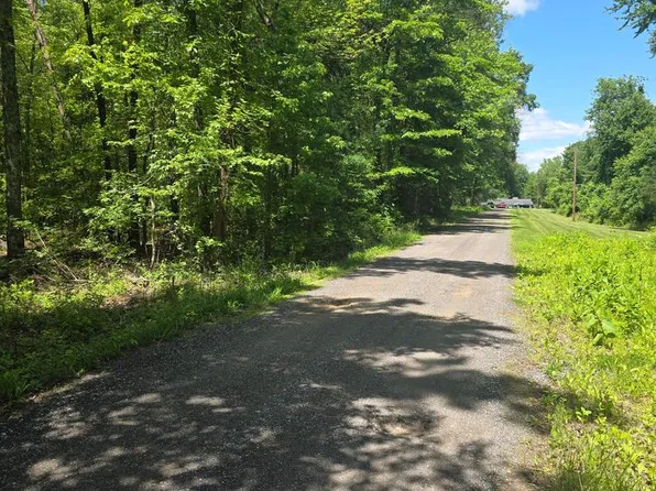 1 Jermaine Pl, Waldorf, MD 20603