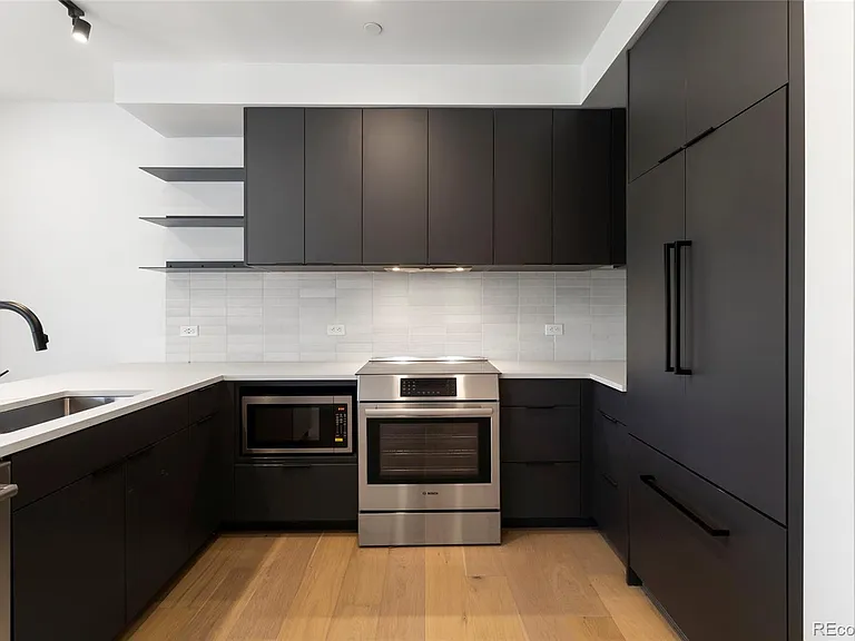1601 Park Ave #302 — Photo 6