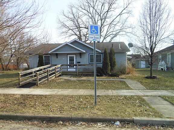 2nd image of 1216 W Jefferson Blvd