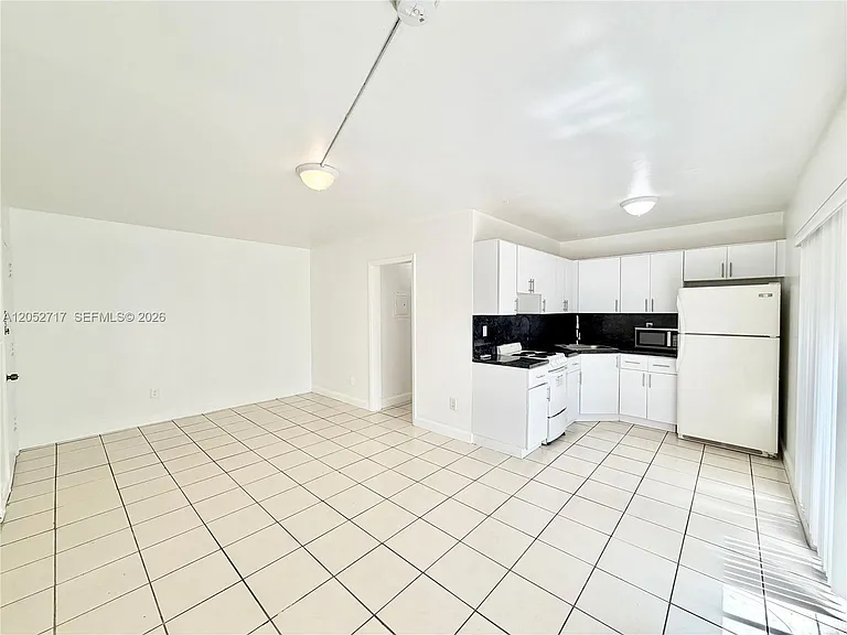 1333 NW 15th St #2 — Photo 9