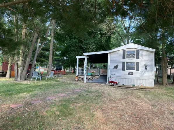 23-100&101 Woodhaven Lakes, Sublette, IL 61367