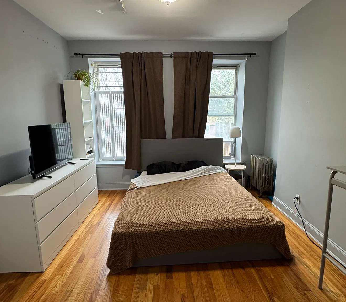 909 Saint John's Place — Photo 1