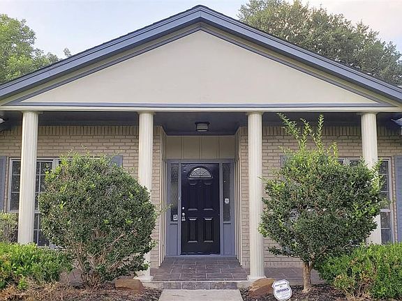 2nd image of 7806 Moonmist Dr