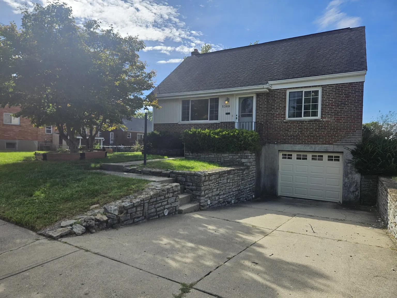 5369 Plumridge Drive — Photo 2