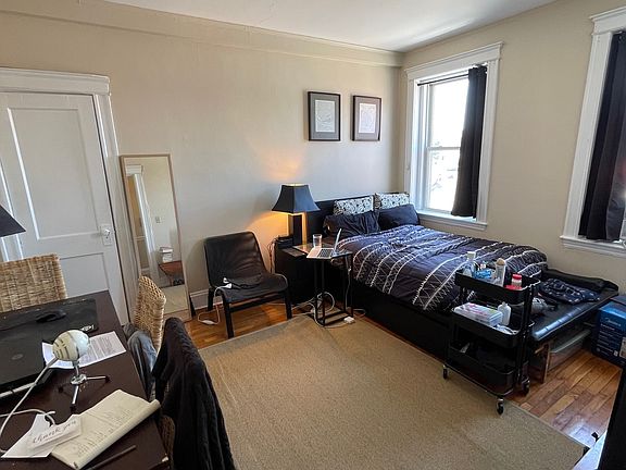 5th image of 1197 Commonwealth Ave APT 17