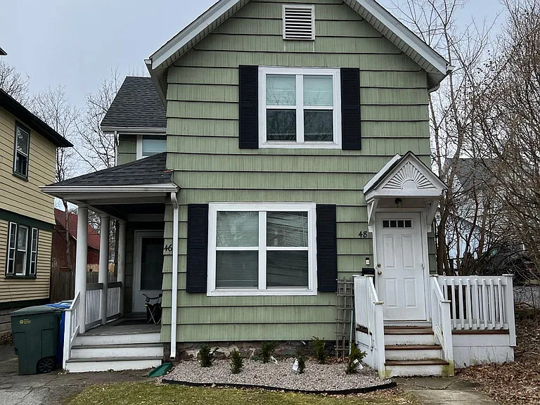 46 Hartsen St #UPPER — Photo 1