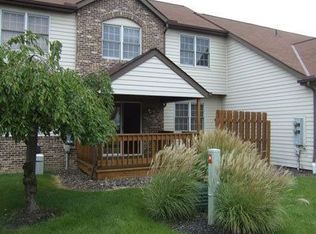 5729 Gateway Ln, Brook Park, OH 44142