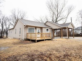 17 McLeod St, Cuba, MO 65453