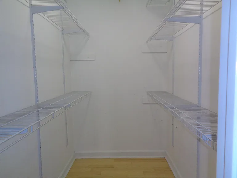 252 E Davie St #1 — Photo 16