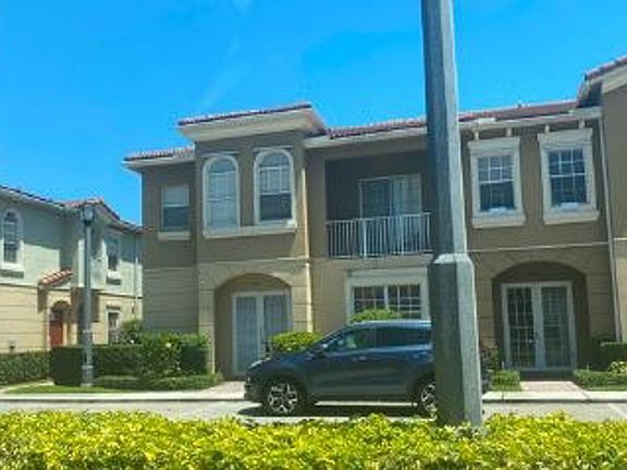 3rd image of 5752 Hampton Hills Blvd