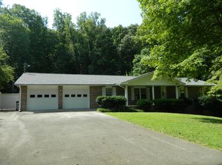 14 Blue Mountain Ct, Oak Ridge, TN 37830