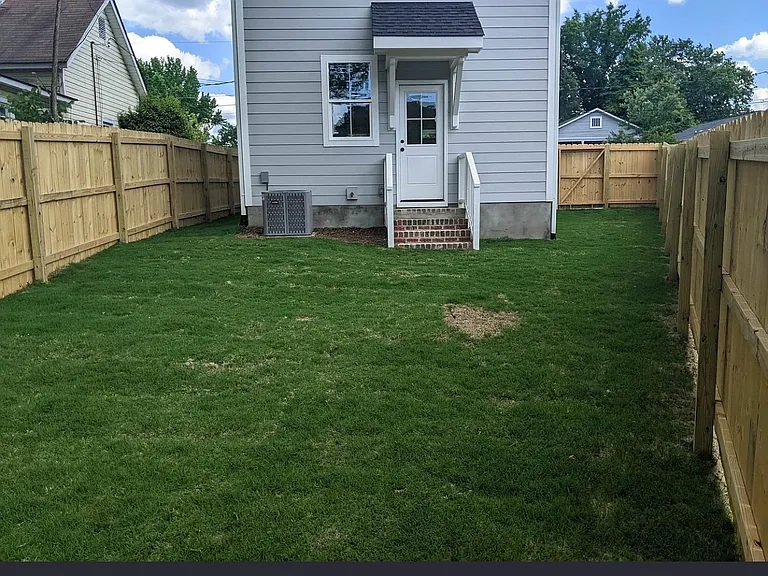2305 Harvard Ave — Photo 19