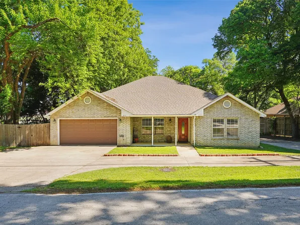 211 Ashford Ln, Midlothian, TX 76065